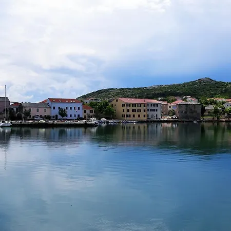 Διαμέρισμα Tamarix Vinjerac